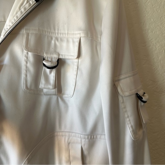 St. John Sport by Marie Gray Bomber - Picture 10 of 12